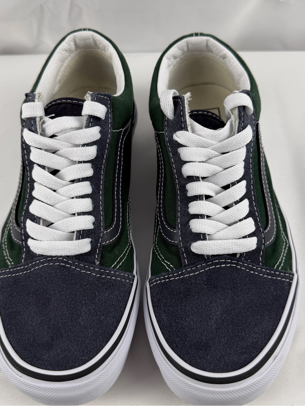 Vans Old Skool Women’s Size 8 Green Navy White Sneakers Very Good